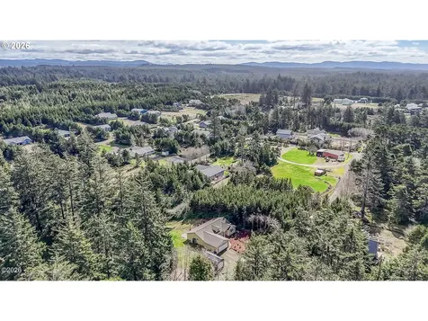 11995 NW Thompson Street Seal Rock OR 97376