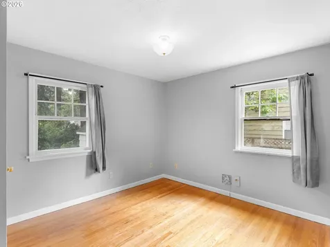 10059 NE Beech Street Portland OR 97220