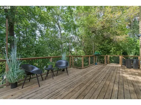 2196 Wood Duck Way Eugene OR 97401