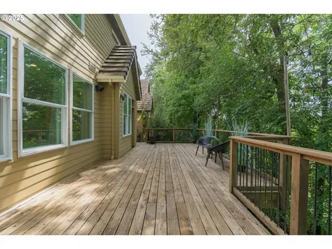 2196 Wood Duck Way Eugene OR 97401