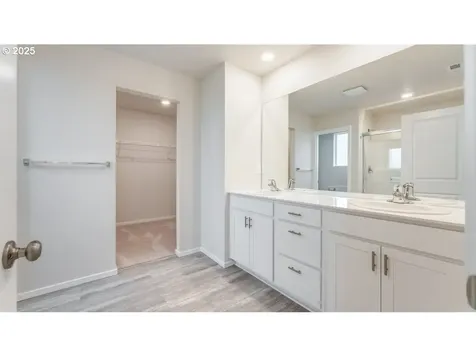 4989 Marr Avenue NE Salem OR 97301