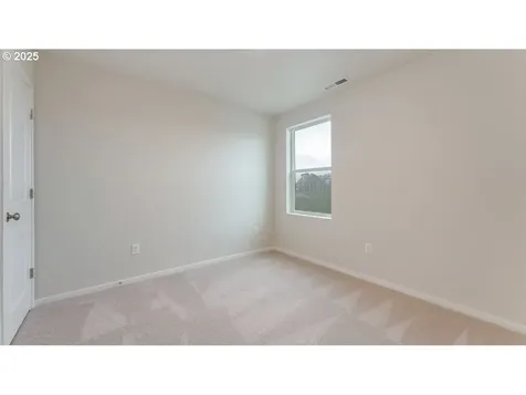 4989 Marr Avenue NE Salem OR 97301