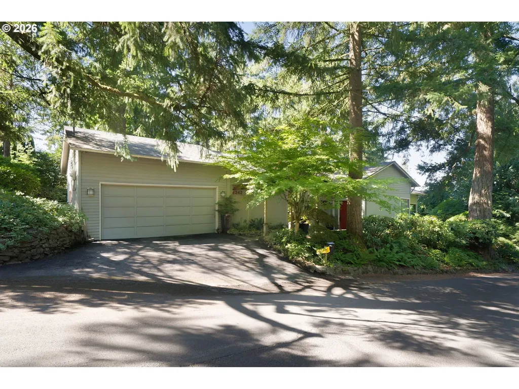 4242 SW Twombly Avenue Portland OR 97239