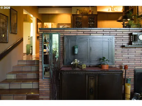 4242 SW Twombly Avenue Portland OR 97239