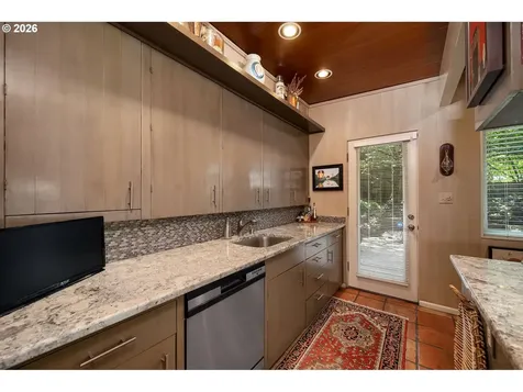 4242 SW Twombly Avenue Portland OR 97239