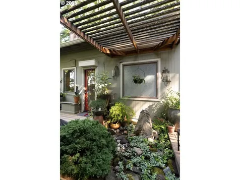 4242 SW Twombly Avenue Portland OR 97239