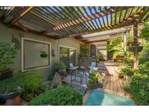 4242 SW Twombly Avenue Portland OR 97239