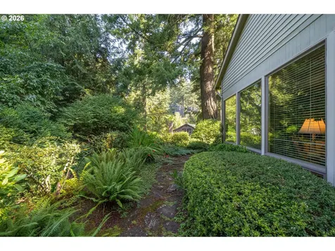 4242 SW Twombly Avenue Portland OR 97239