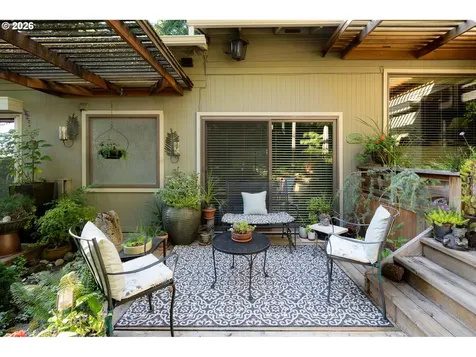 4242 SW Twombly Avenue Portland OR 97239