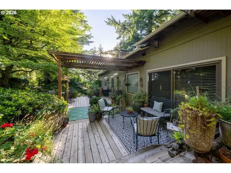 4242 SW Twombly Avenue Portland OR 97239