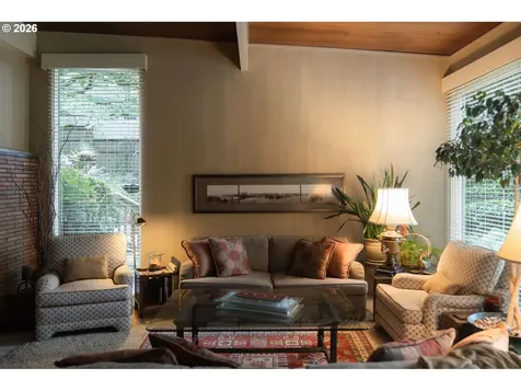 4242 SW Twombly Avenue Portland OR 97239
