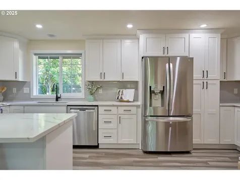 4175 NE Everett Court Camas WA 98607