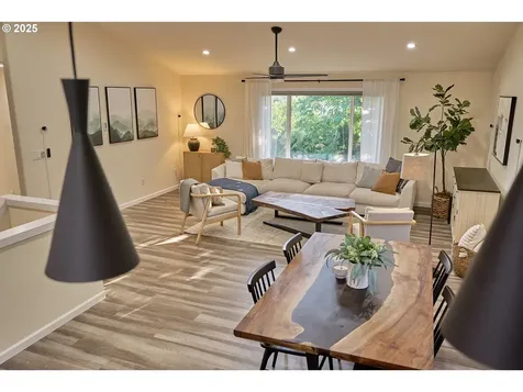 4175 NE Everett Court Camas WA 98607