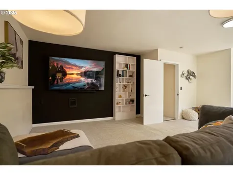 4175 NE Everett Court Camas WA 98607