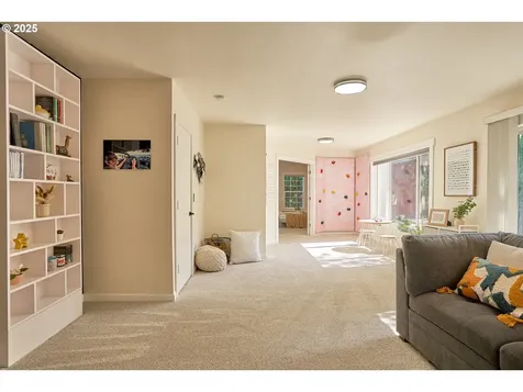 4175 NE Everett Court Camas WA 98607