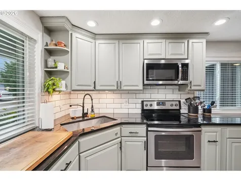 17987 SW 106th Avenue Tualatin OR 97062