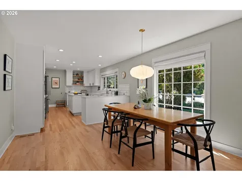 8795 SW Birchwood Road Portland OR 97225