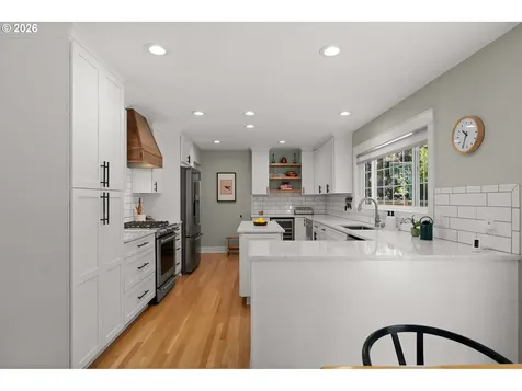 8795 SW Birchwood Road Portland OR 97225