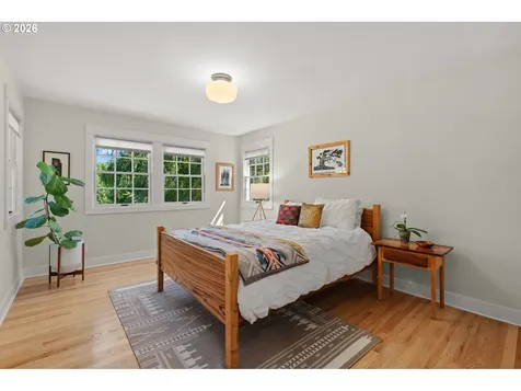 8795 SW Birchwood Road Portland OR 97225