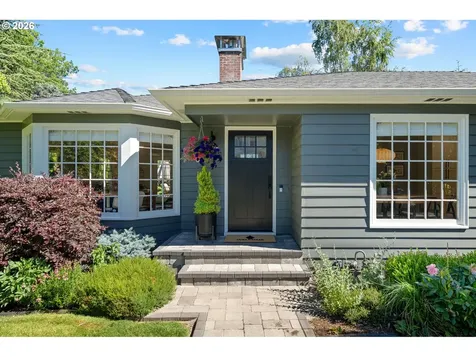 8795 SW Birchwood Road Portland OR 97225