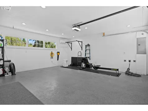 8795 SW Birchwood Road Portland OR 97225