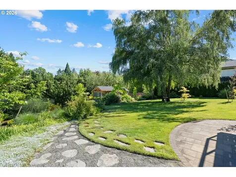 8795 SW Birchwood Road Portland OR 97225