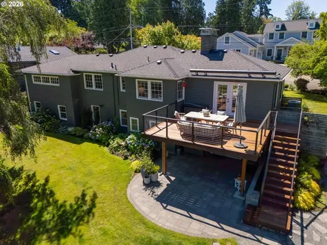 8795 SW Birchwood Road Portland OR 97225