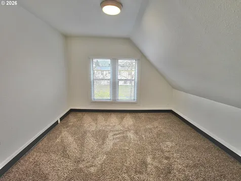 8434 SE 17th Avenue Portland OR 97202