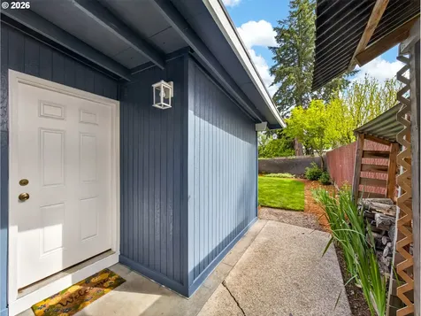 7812 SE Crystal Springs Boulevard Portland OR 97206