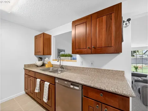 7812 SE Crystal Springs Boulevard Portland OR 97206