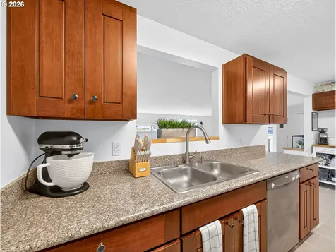 7812 SE Crystal Springs Boulevard Portland OR 97206