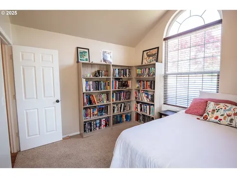 25434 Laro Court Veneta OR 97487