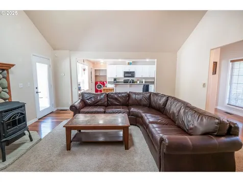 25434 Laro Court Veneta OR 97487