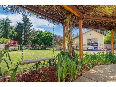 25434 Laro Court Veneta OR 97487