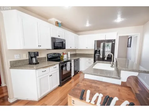 25434 Laro Court Veneta OR 97487