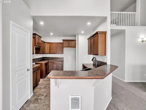 21425 Savage Road Sheridan OR 97378