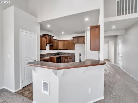 21425 Savage Road Sheridan OR 97378