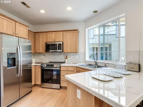 11737 SW Waterthrush Terrace Beaverton OR 97007