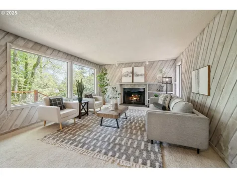 2748 SW 84th Place Portland OR 97225