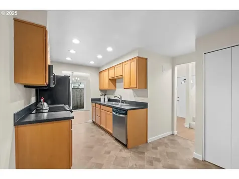 6750 SW Sussex Street Beaverton OR 97008