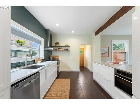 2889 SE Woodward Street Portland OR 97202