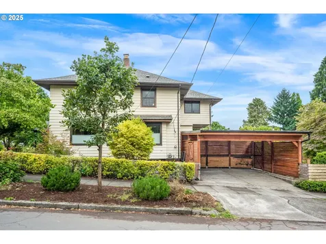 2889 SE Woodward Street Portland OR 97202