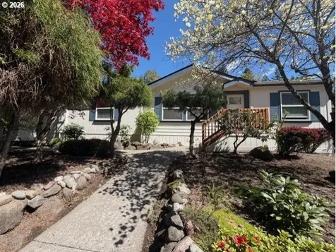 25368 E Cedar Glen Loop Welches OR 97067
