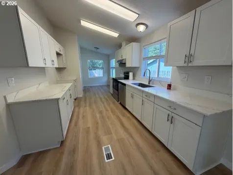 25368 E Cedar Glen Loop Welches OR 97067