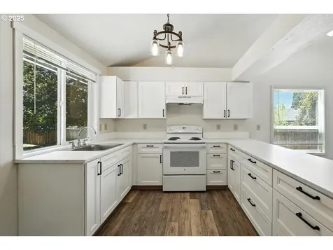 18836 SW Butternut Street Beaverton OR 97078