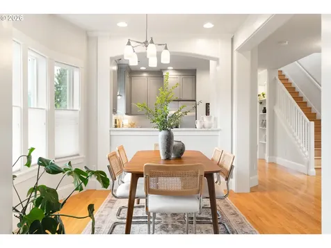 6127 NE 27th Avenue Portland OR 97211