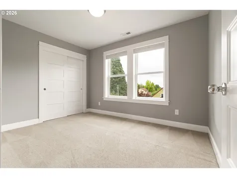 6127 NE 27th Avenue Portland OR 97211