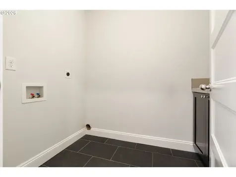 6127 NE 27th Avenue Portland OR 97211