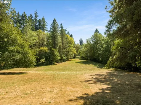 6864 NE Fir Street Hillsboro OR 97124