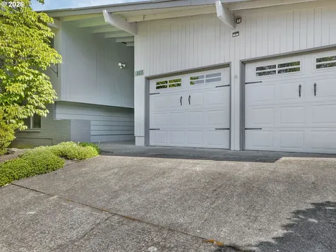 8835 SW Oak Lane Portland OR 97223